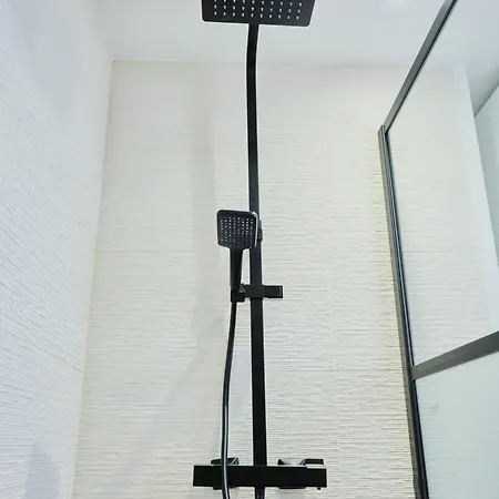 Bel Au Charme Parisien, Pour 6 Personnes דירה