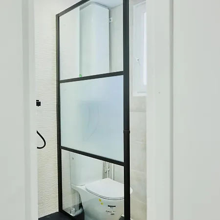 Bel Au Charme Parisien, Pour 6 Personnes דירה *