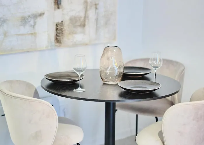 Bel Au Charme Parisien, Pour 6 Personnes