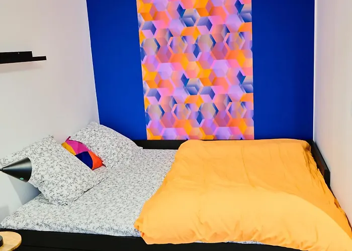 Apartament Bel Au Charme Parisien, Pour 6 Personnes *